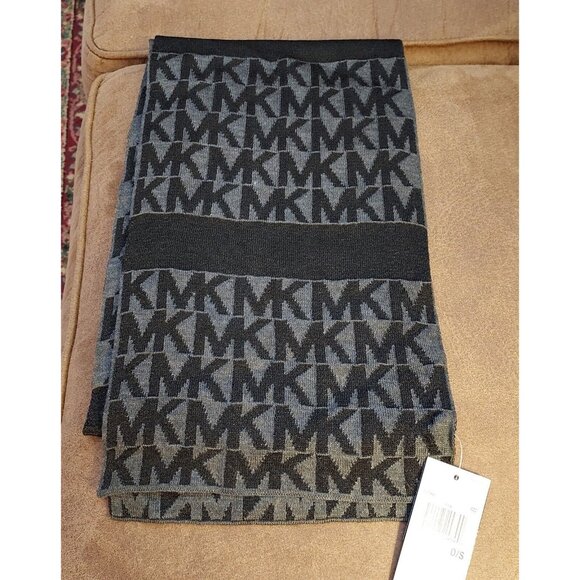 MICHAEL KORS DERBY BLACK AND GRAY METALLIC MK LOGO MUFFLER SCARF NECK WARMER - Picture 3 of 10